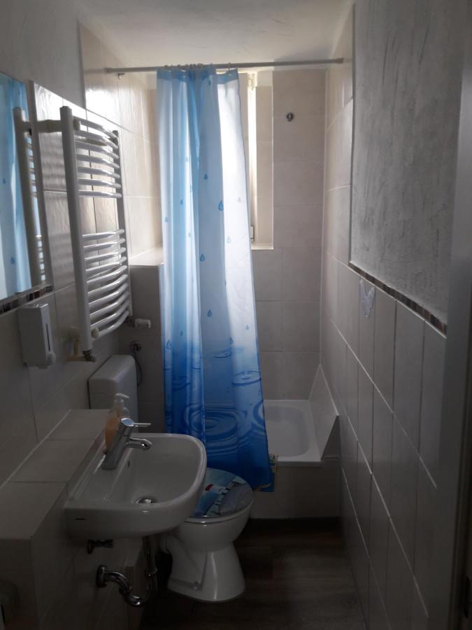 Pension Zum Holzwurm Wittenberge Extérieur photo
