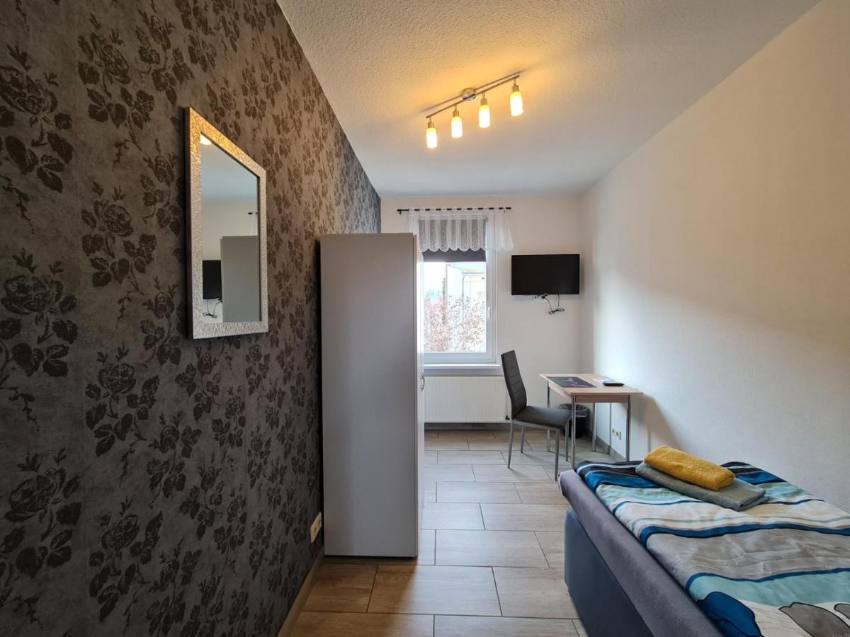 Pension Zum Holzwurm Wittenberge Extérieur photo